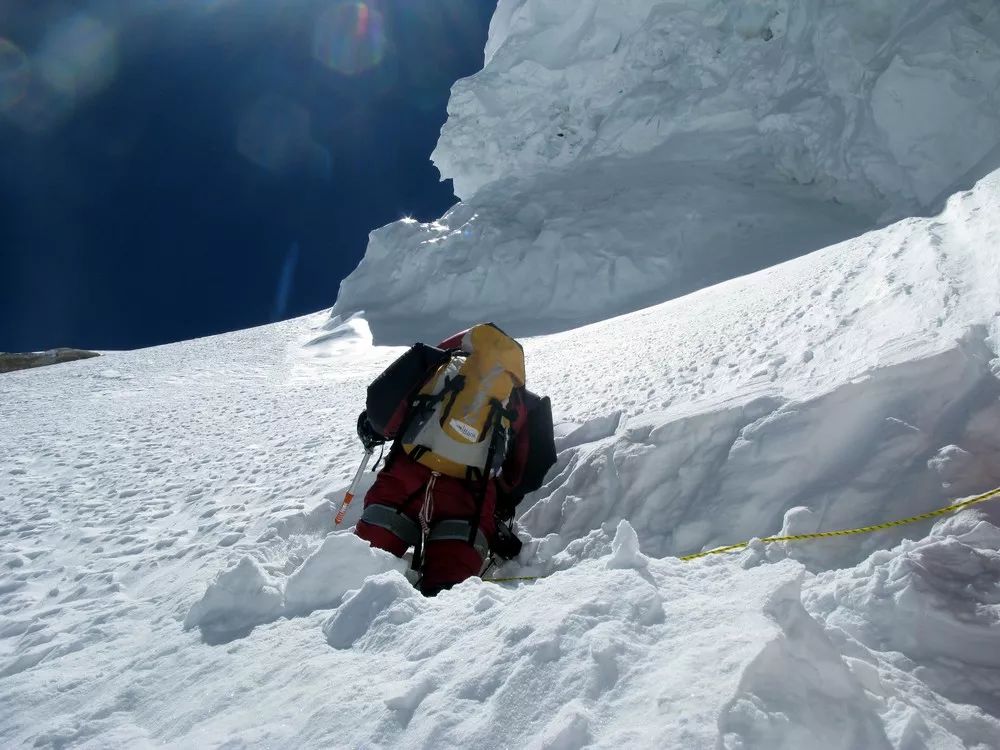  斯特拉斯堡主场遇雪崩惨败巴黎圣曼